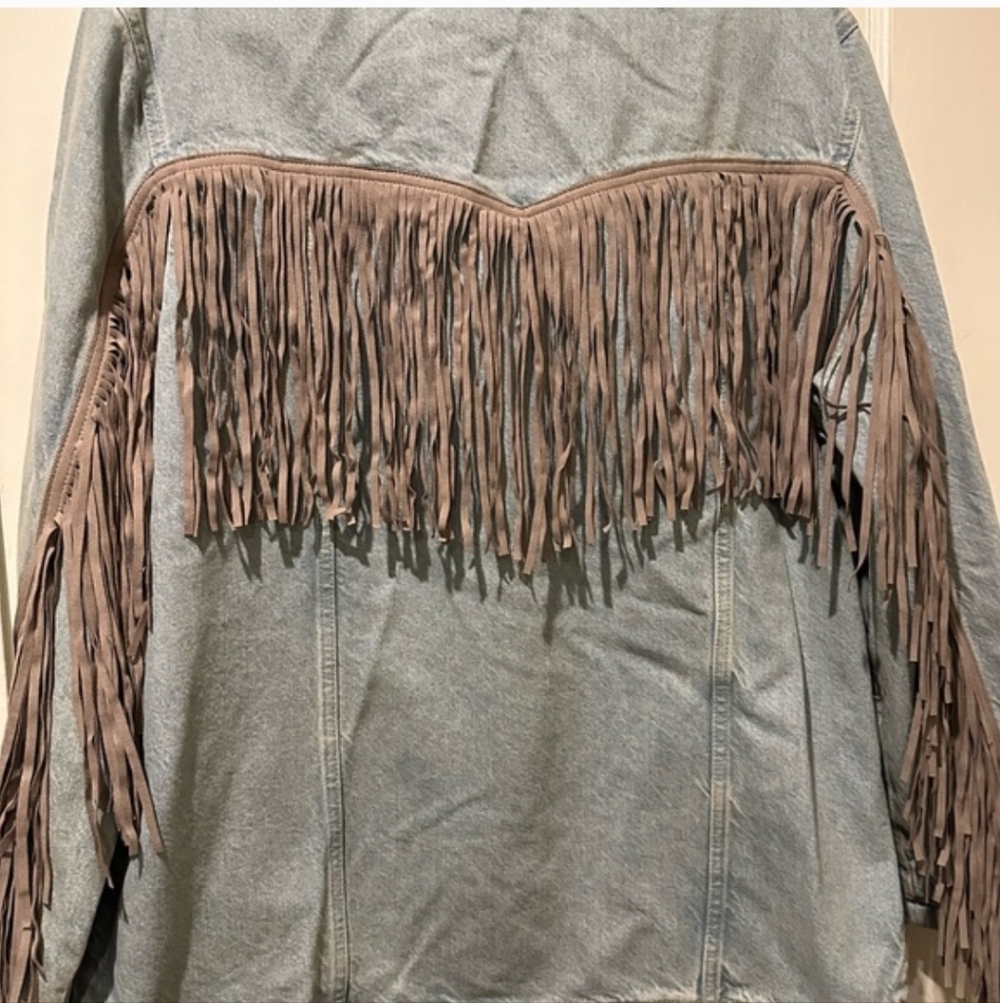 We The Free Light Blue Jean Jacket with Fringe NWOT - Picture 10 of 12